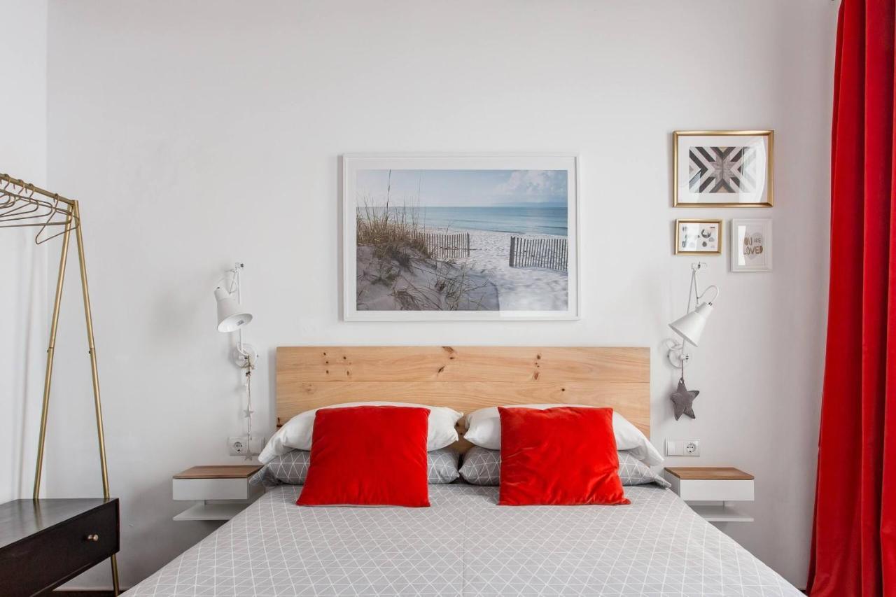 Stylish Apartment With Terrace For Couple Or Family 바르셀로나 외부 사진